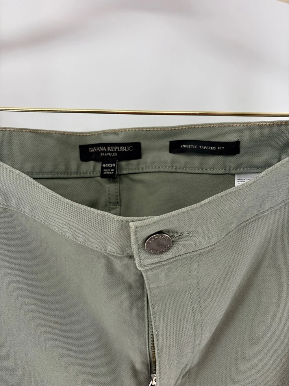 Banana Republic Traveler Athletic Tapered Fit Pants- Olive Green- 44x34